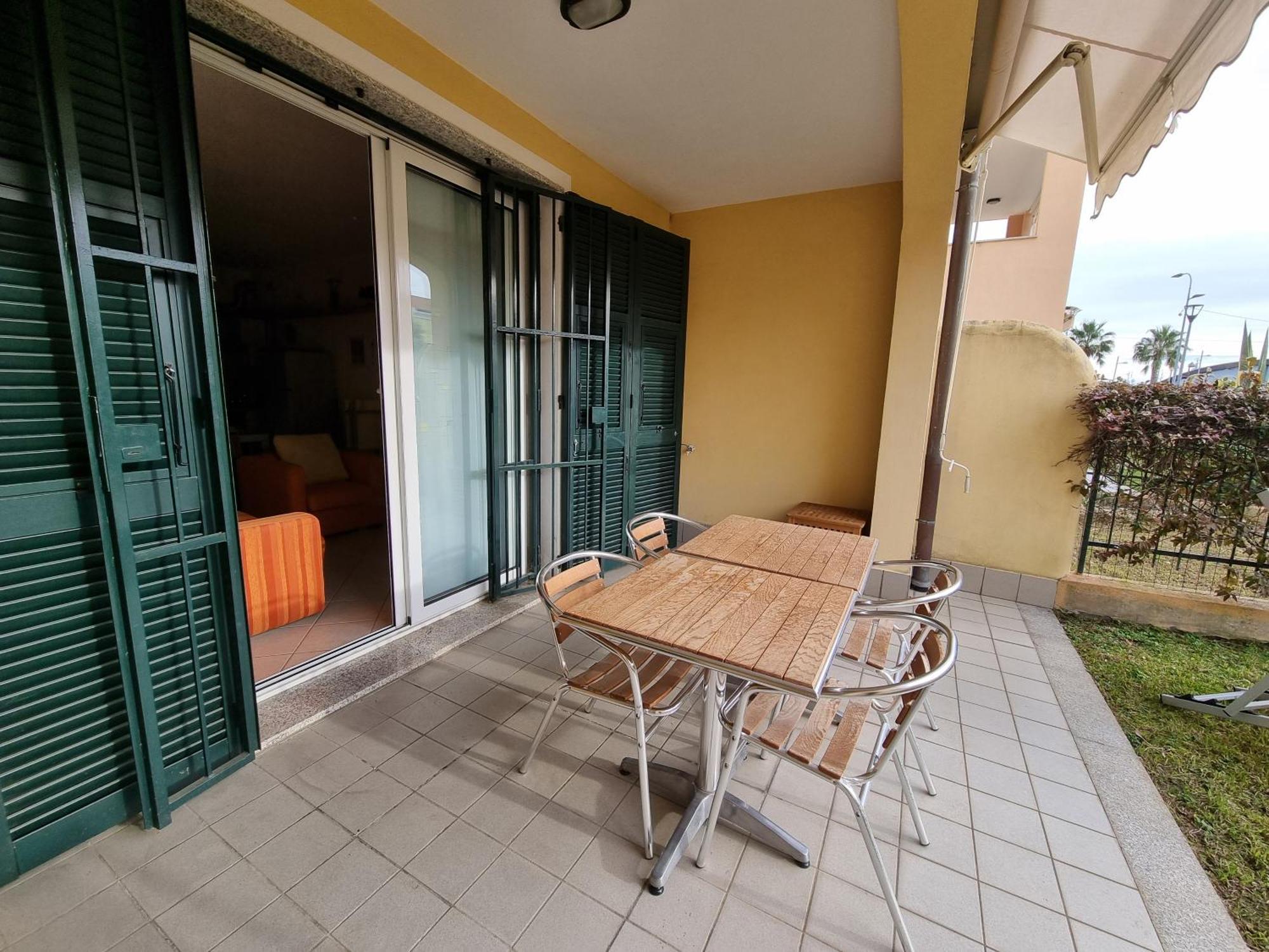 Appartamento La Casa Di Freddy Loano Bagian luar foto
